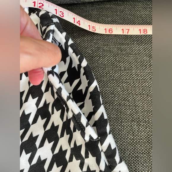 Aqua (Bloomingdales) sweats - Picture 4 of 7